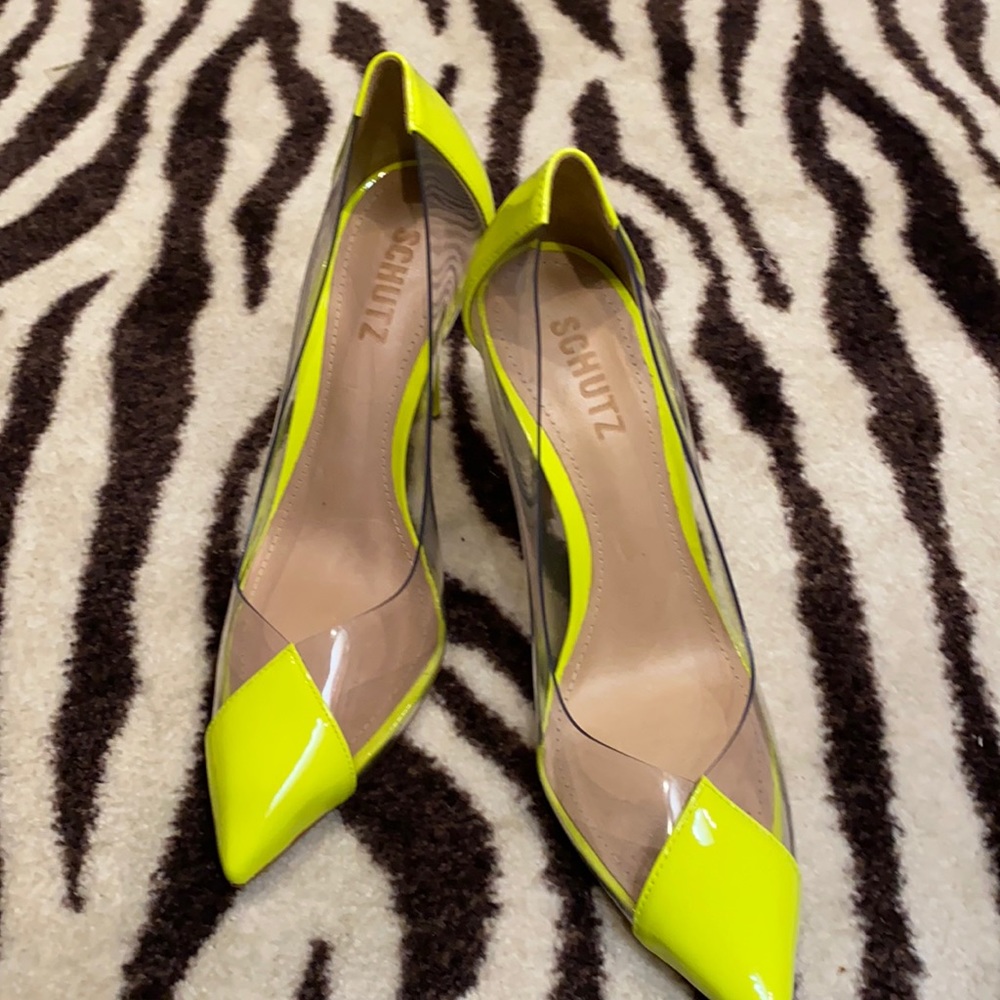 COPY - Neon pat SCHUTZ PUMP